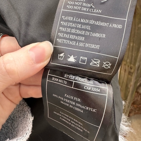 Pins & Needles Anthropologie Faux Fur Fluffy Animal Print Sweater Vest - Picture 7 of 8